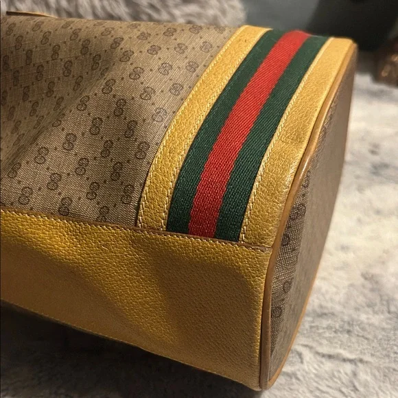 Gucci Micro GG Supreme Web Sherry Line Bucket (Vintage) - Picture 15 of 16